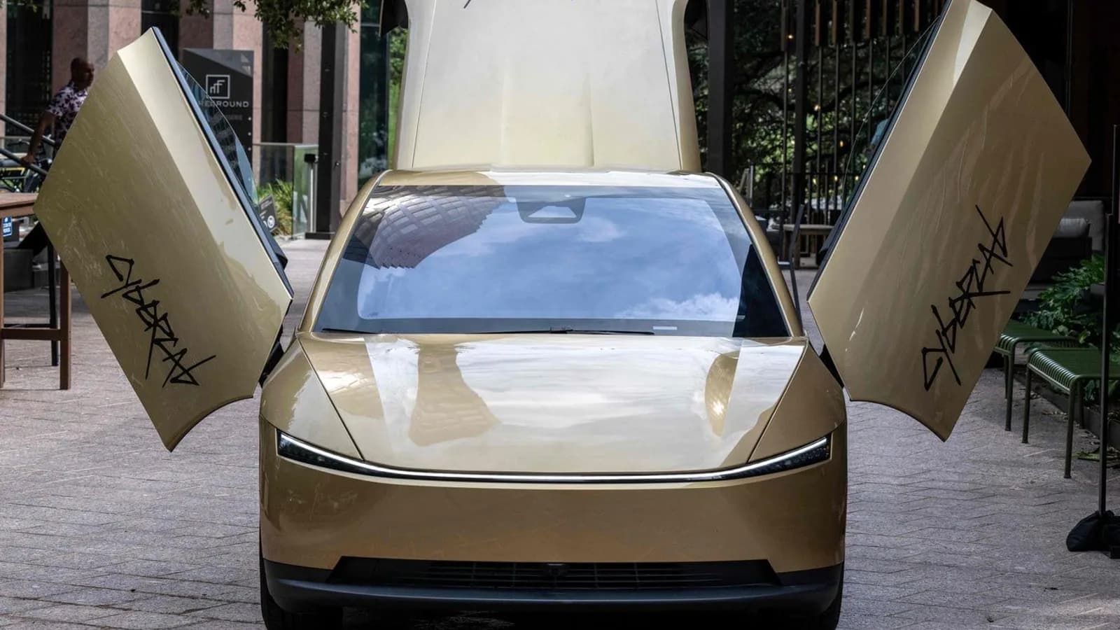Investigación en EE.UU. por el Cybercab de Tesla sin volante
