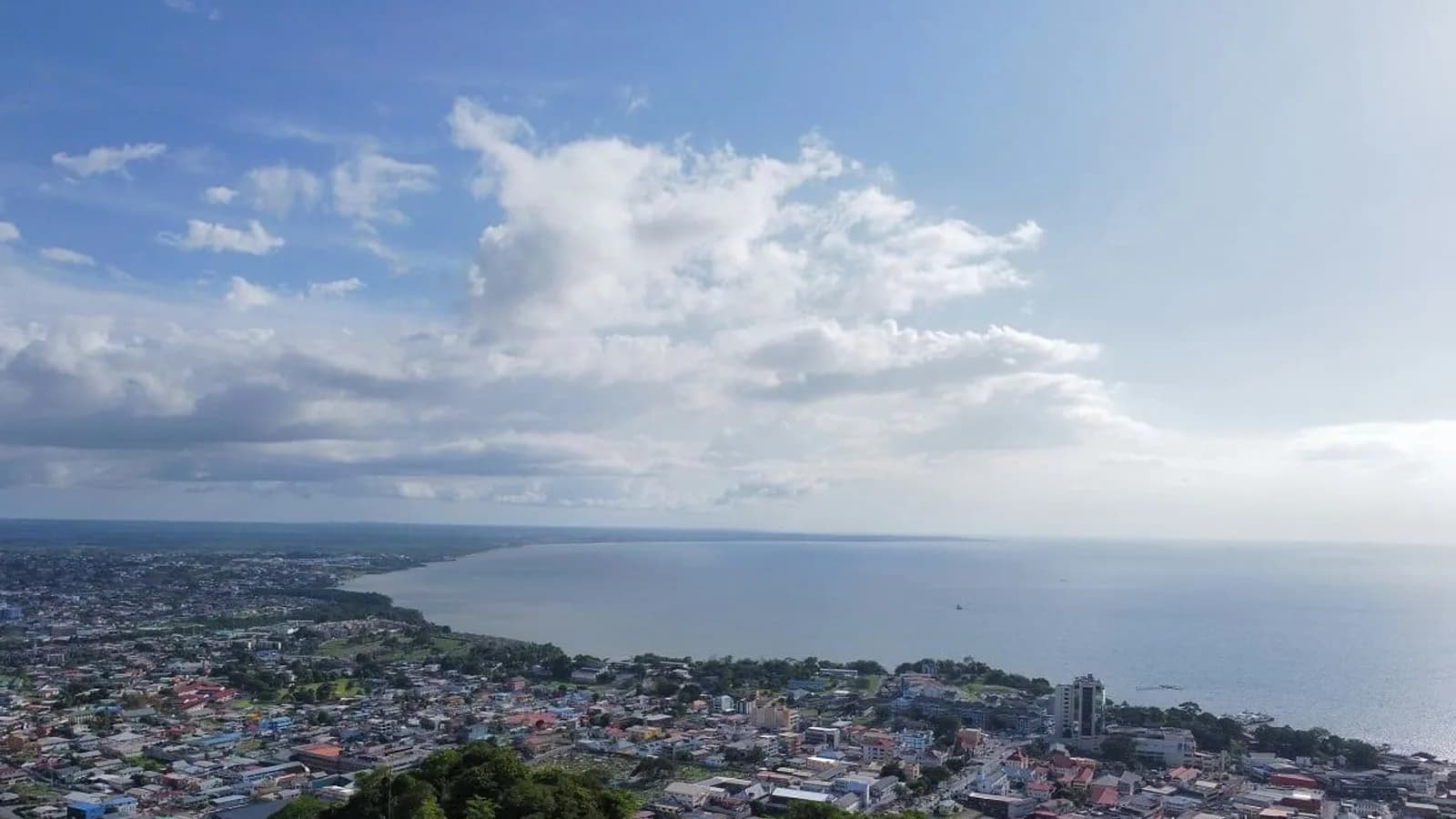 Guyana recibe los primeros migrantes reubicados por acuerdo