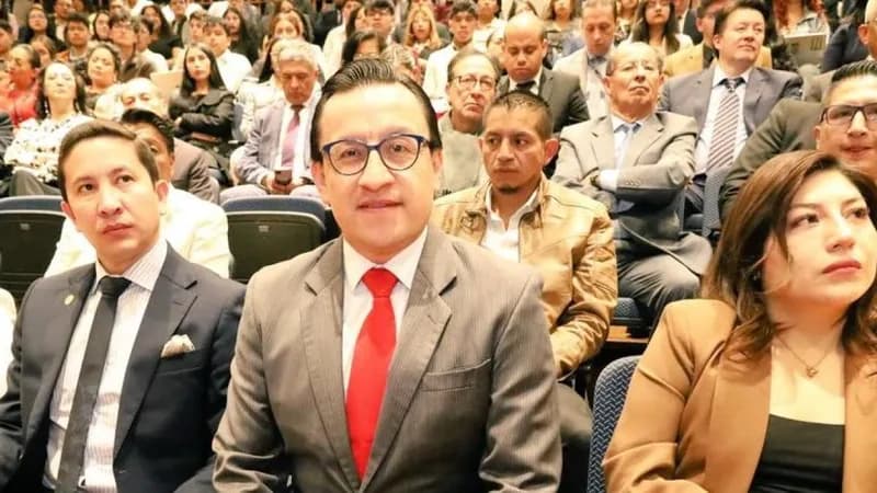 Comisión de Fiscalización admite juicio político contra