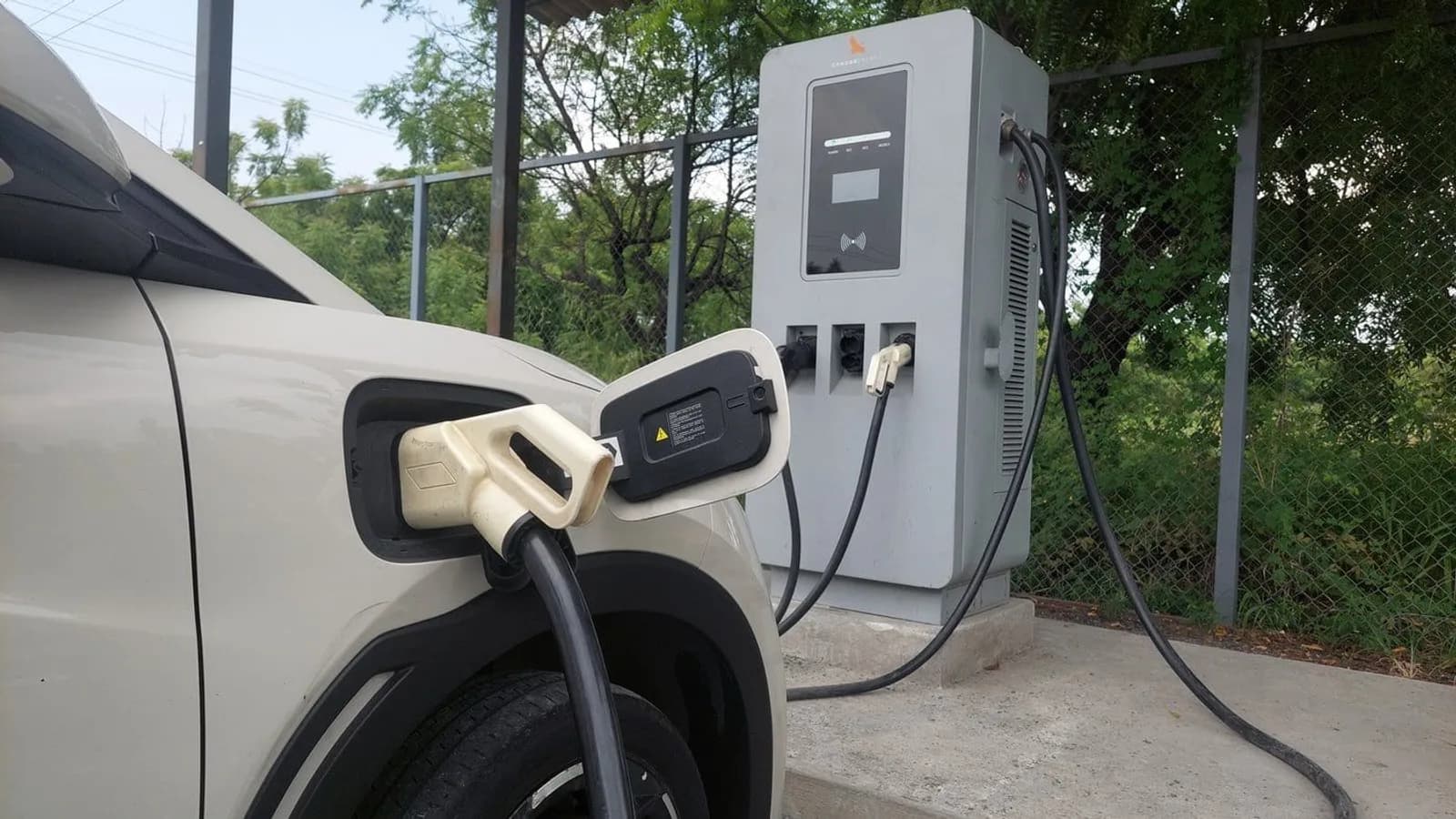 El mercado de autos eléctricos en Ecuador crece 3.600% en