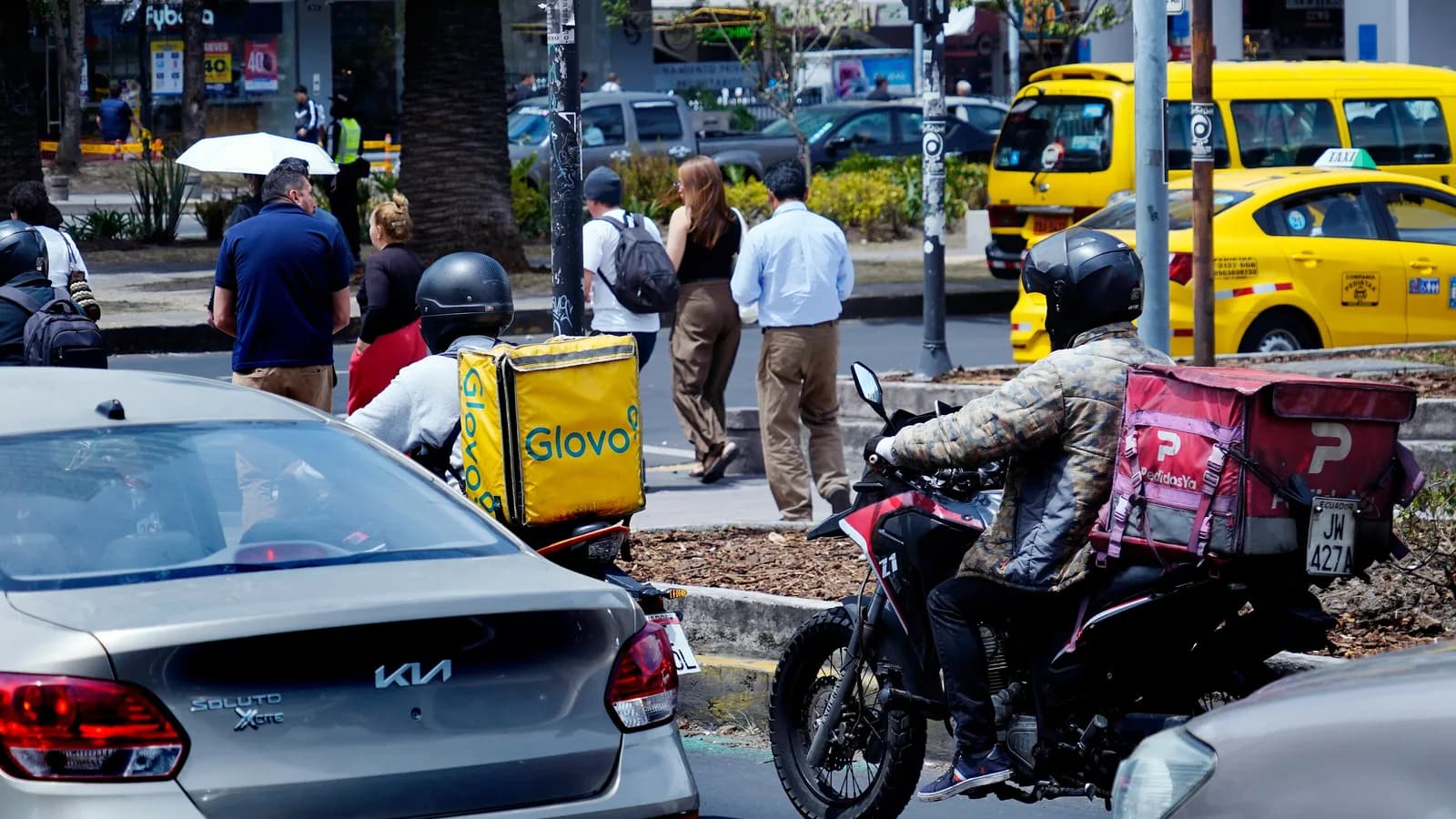 Solo 2 de cada 10 repartidores en Quito se registran