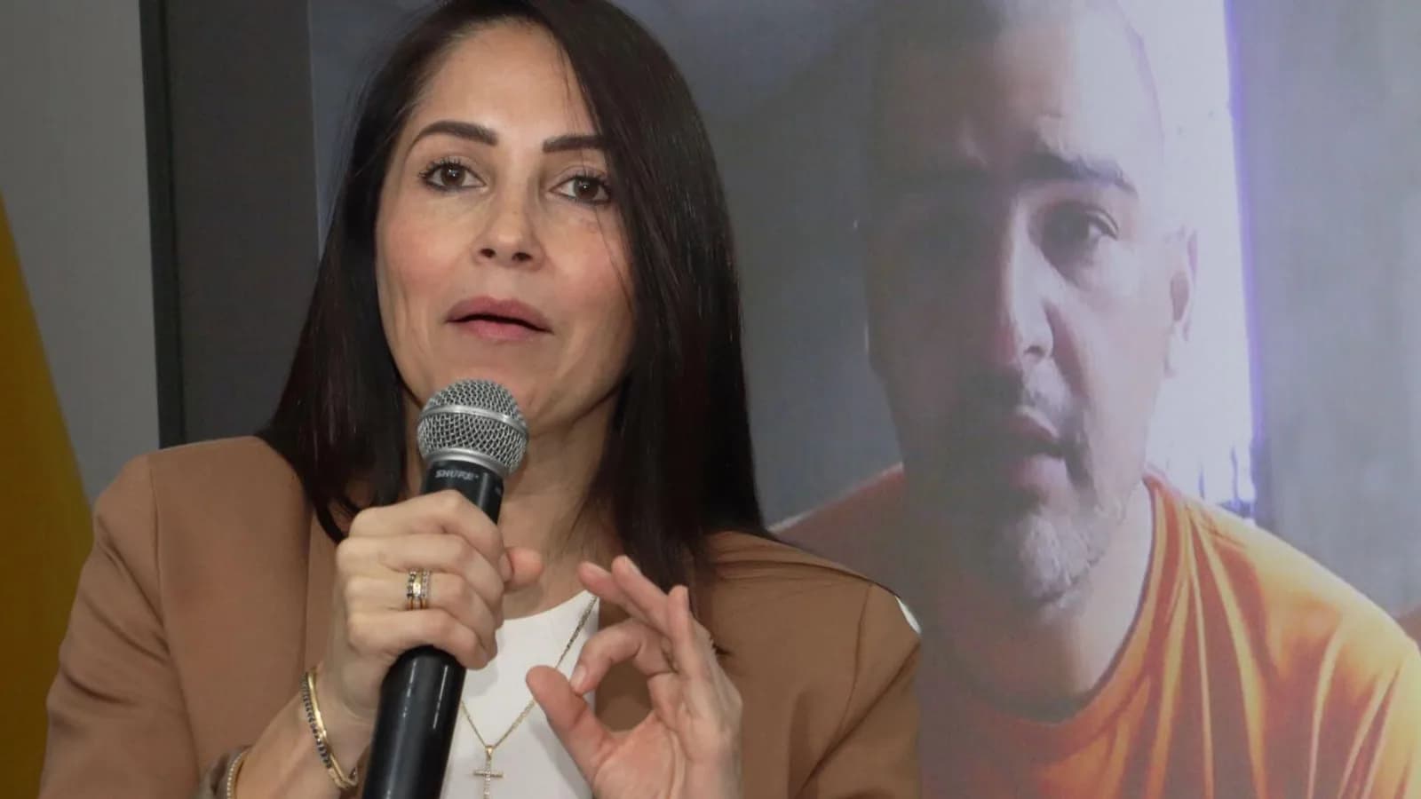 Fiscalía conecta financiamiento de campaña de Luisa